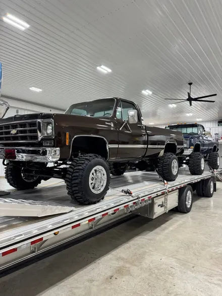 Custom wheel fitment on a truck